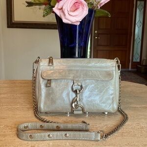 REBECCA MINKOFF Glazed Leather And
Chain Shoulder Bag Crossbody!